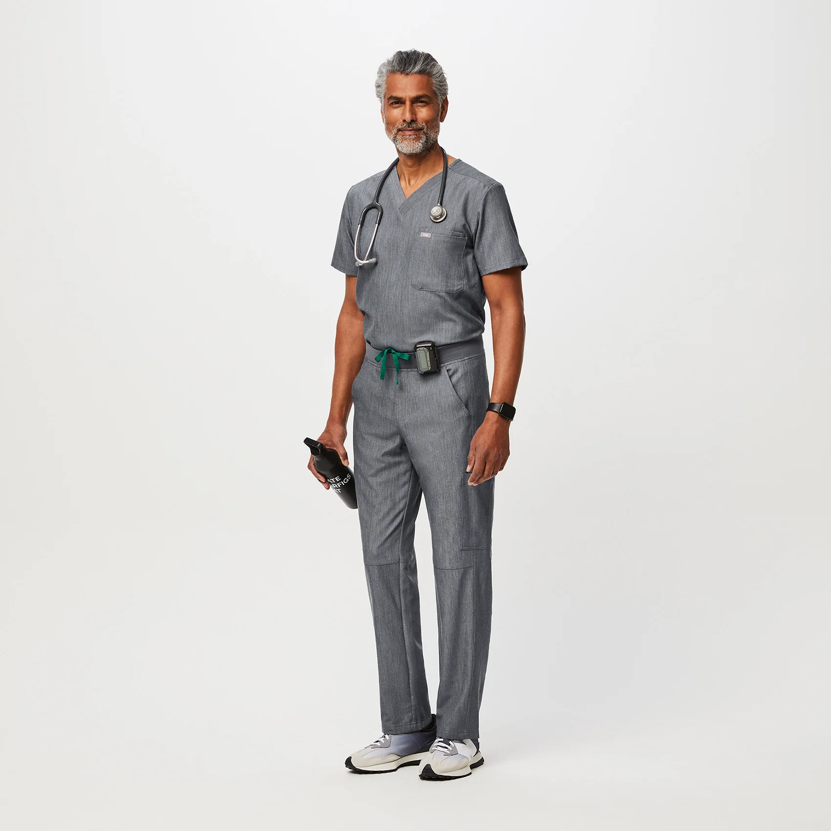 men's Graphite Axim™- Cargo Scrub Pants (3XL - 6XL) - Image 2