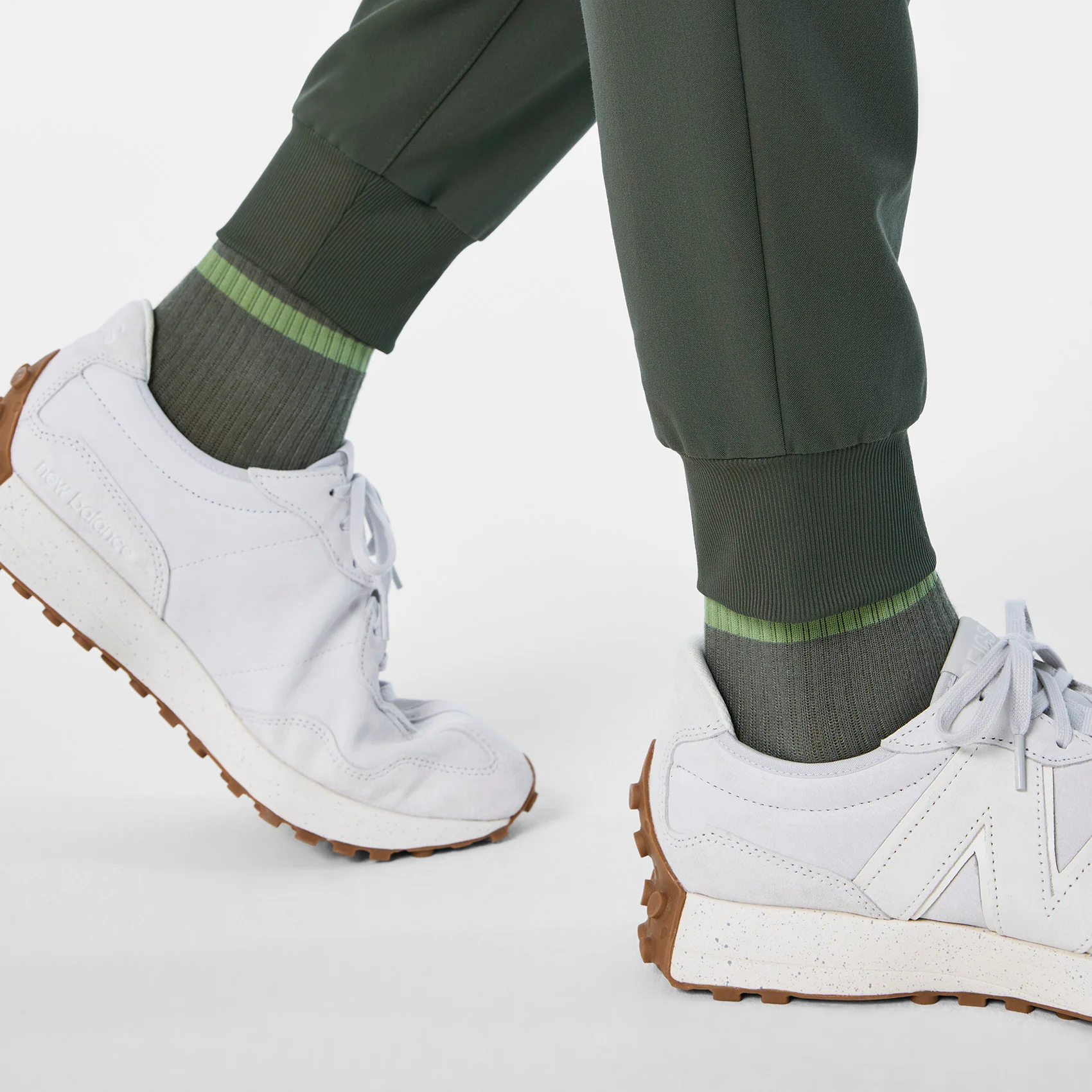 men's Moss Brey Jogger - Scrub Pant - Image 8
