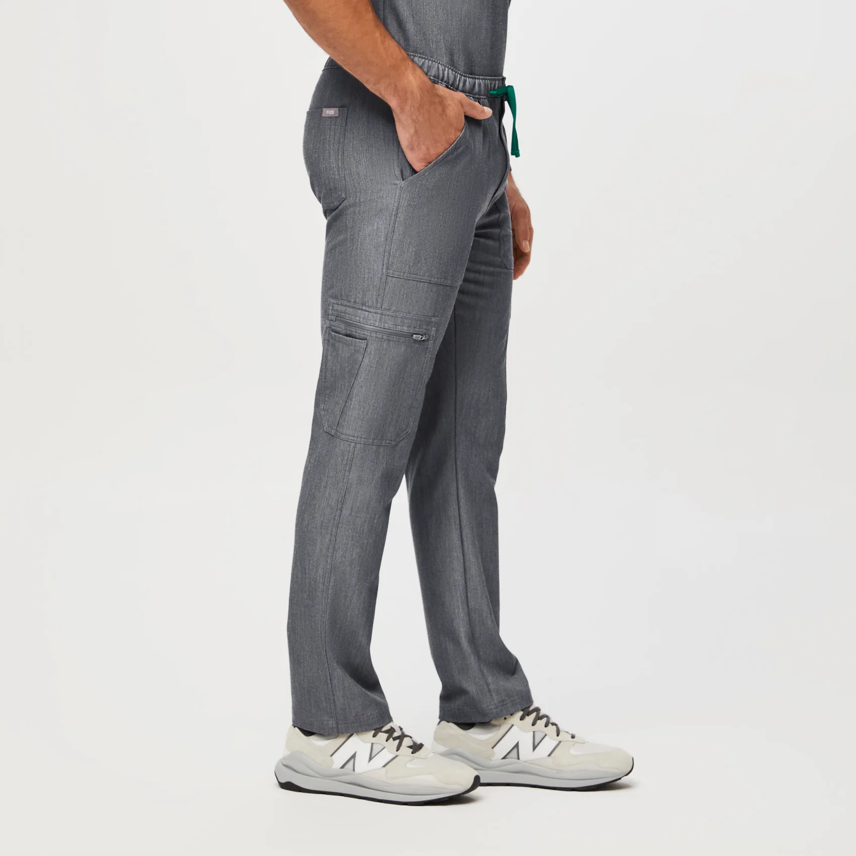 Men's Graphite Cairo™ - Short Cargo Scrub Pants - Image 3