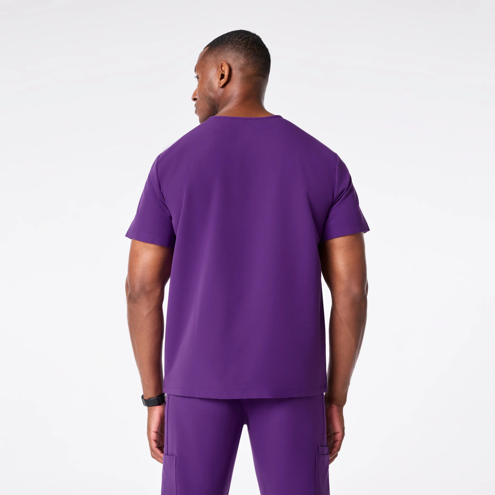 men's Digital Grape Chisec - Three-Pocket Scrub Top™ - Image 4