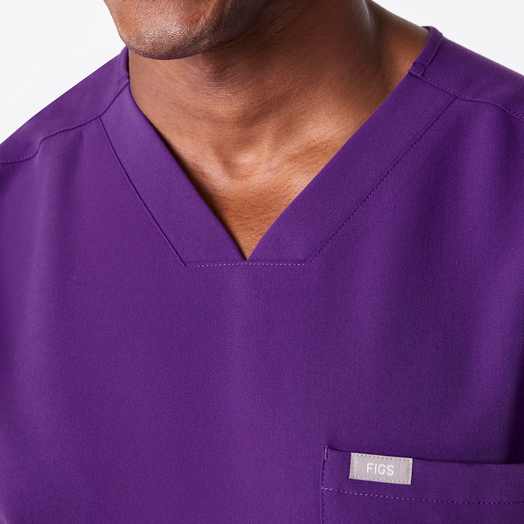men's Digital Grape Chisec - Three-Pocket Scrub Top™ - Image 5