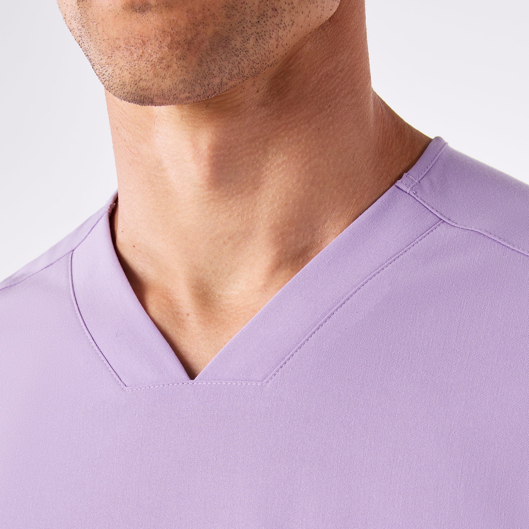 men's Lavender Dew Chisec - Three-Pocket Scrub Top™ - Image 5