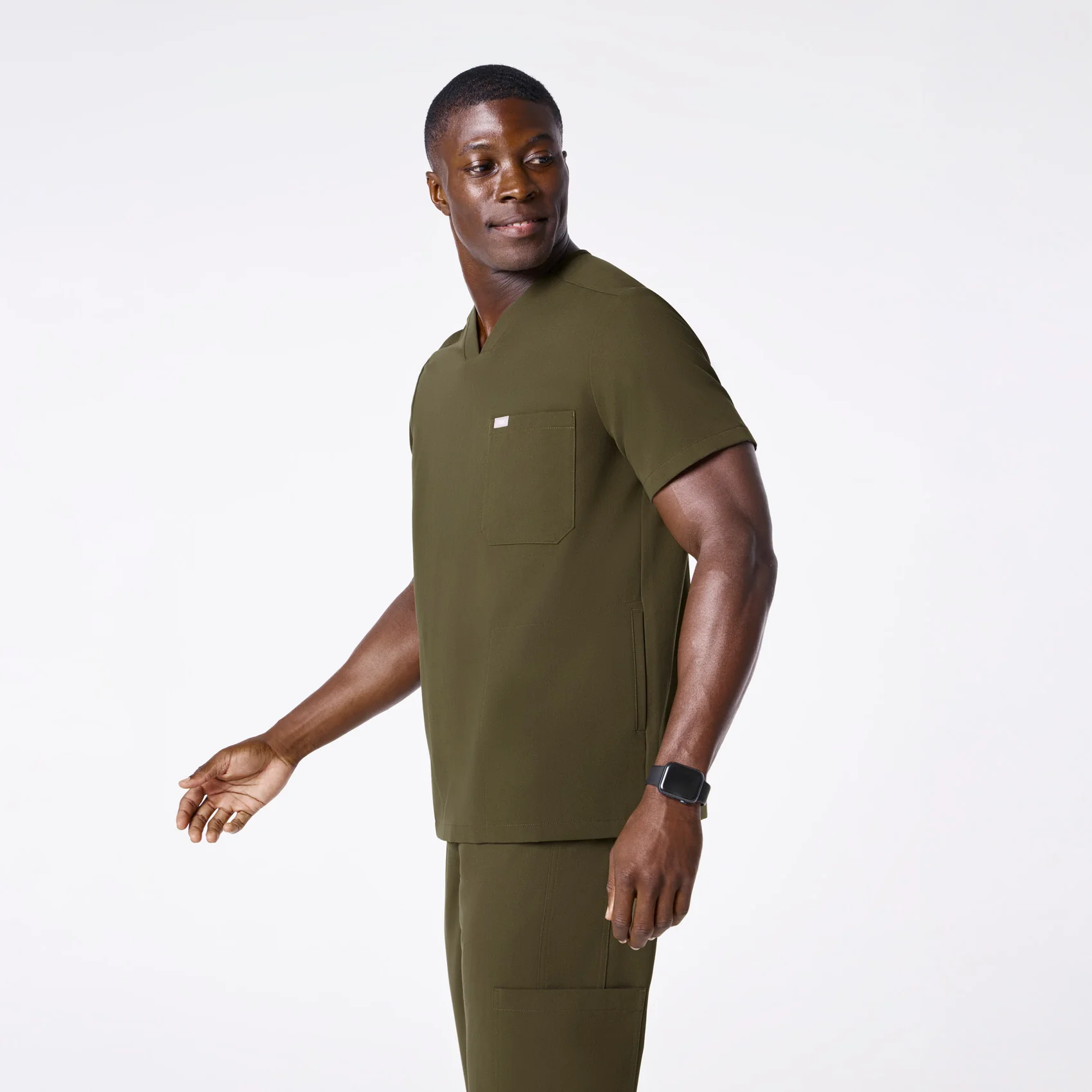 men's Spruce Chisec - Three-Pocket Scrub Top™ - Image 3