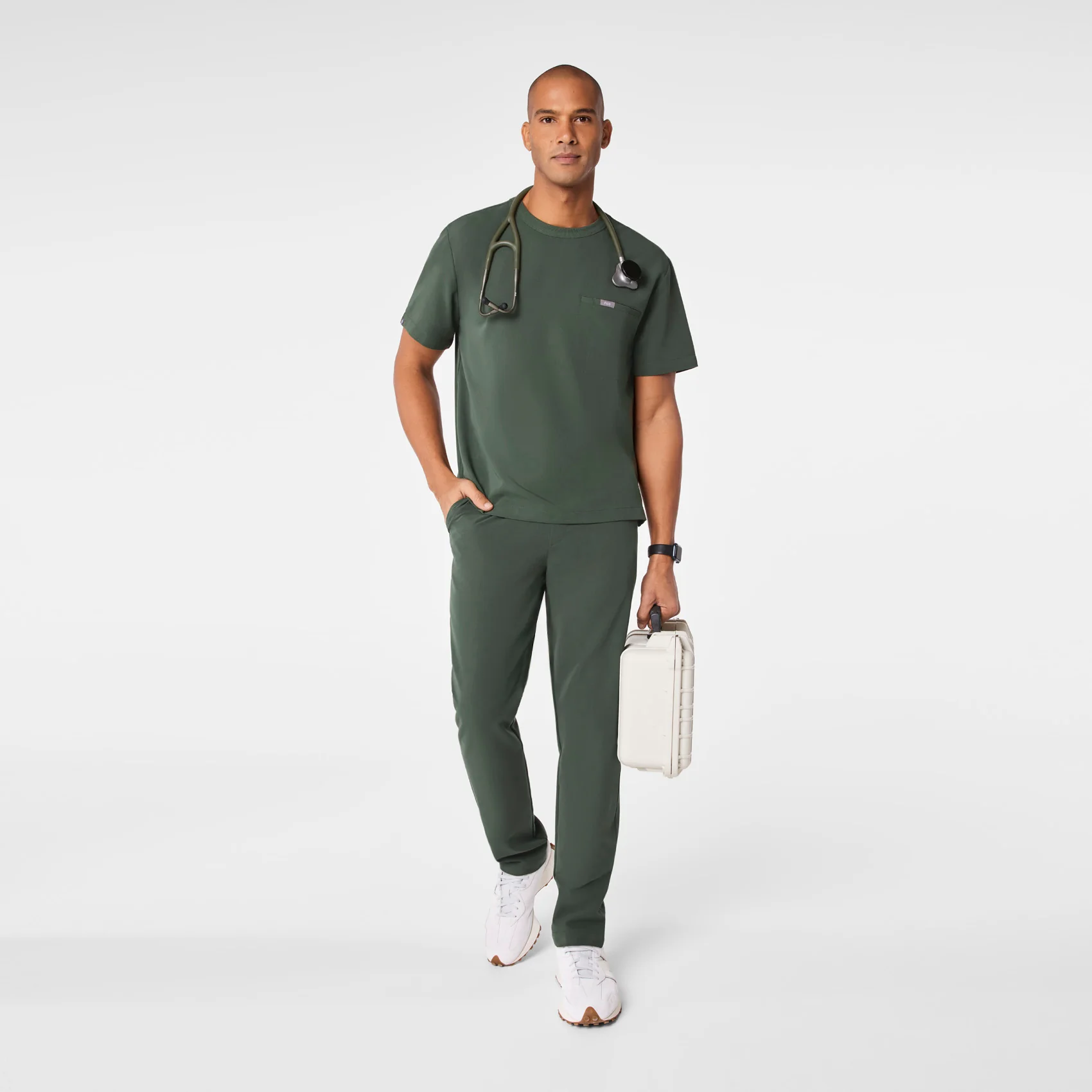 men's Moss Easton Relaxed - Crewneck Scrub Top - Image 2