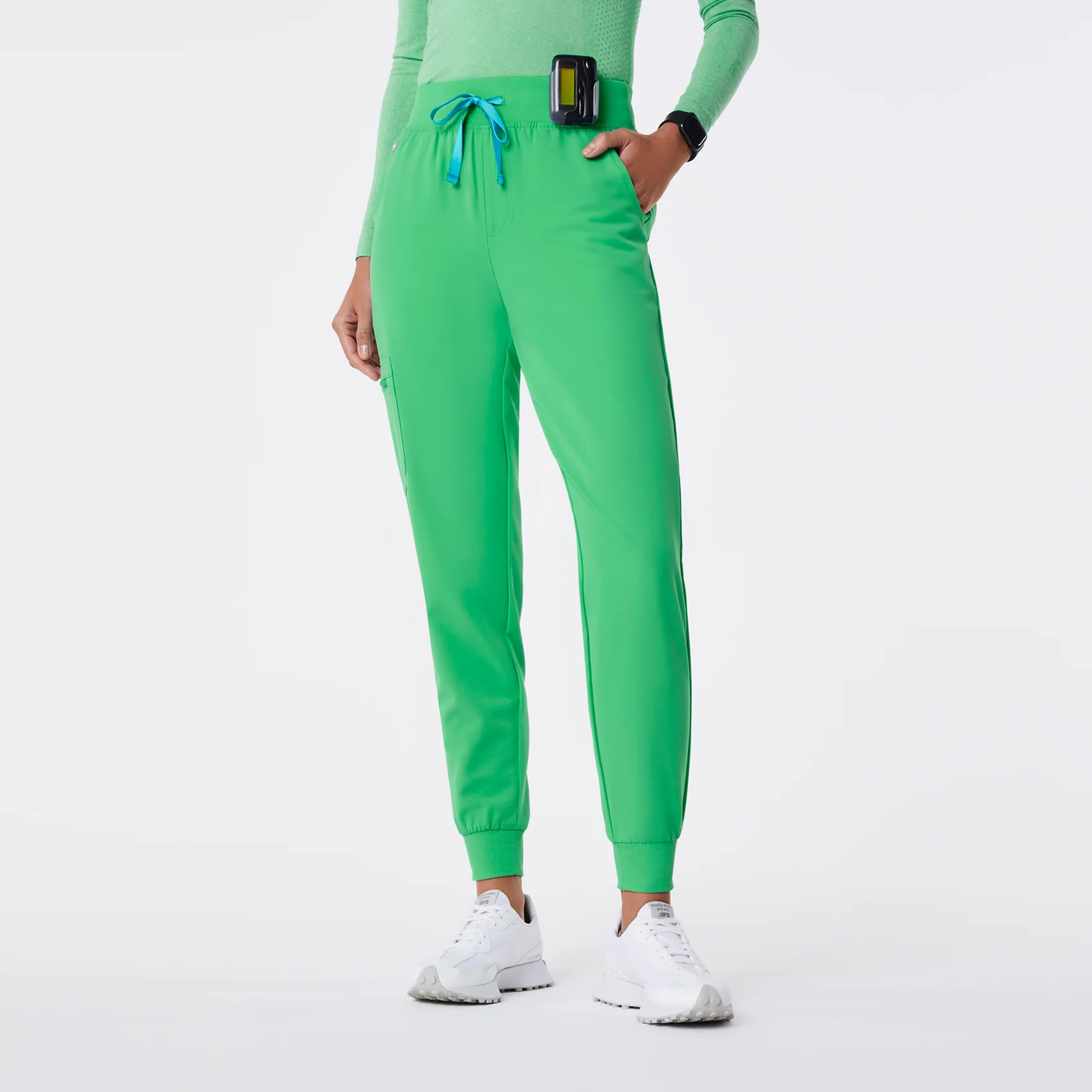 women's Emerald High Waisted Zamora - Petite Jogger Scrub Pant™