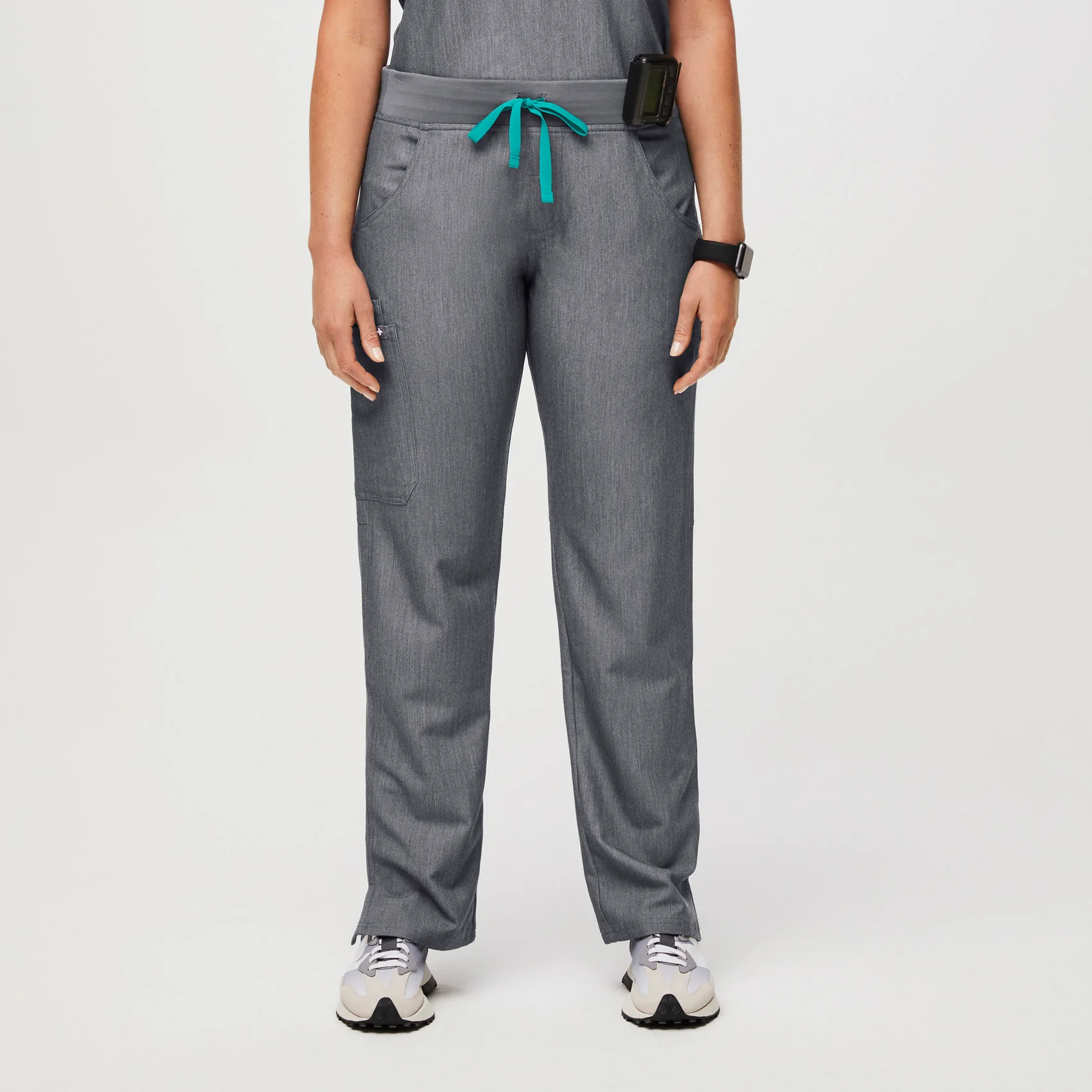 women's Graphite Kade™ - Tall Cargo Scrub Pants (3XL - 6XL)
