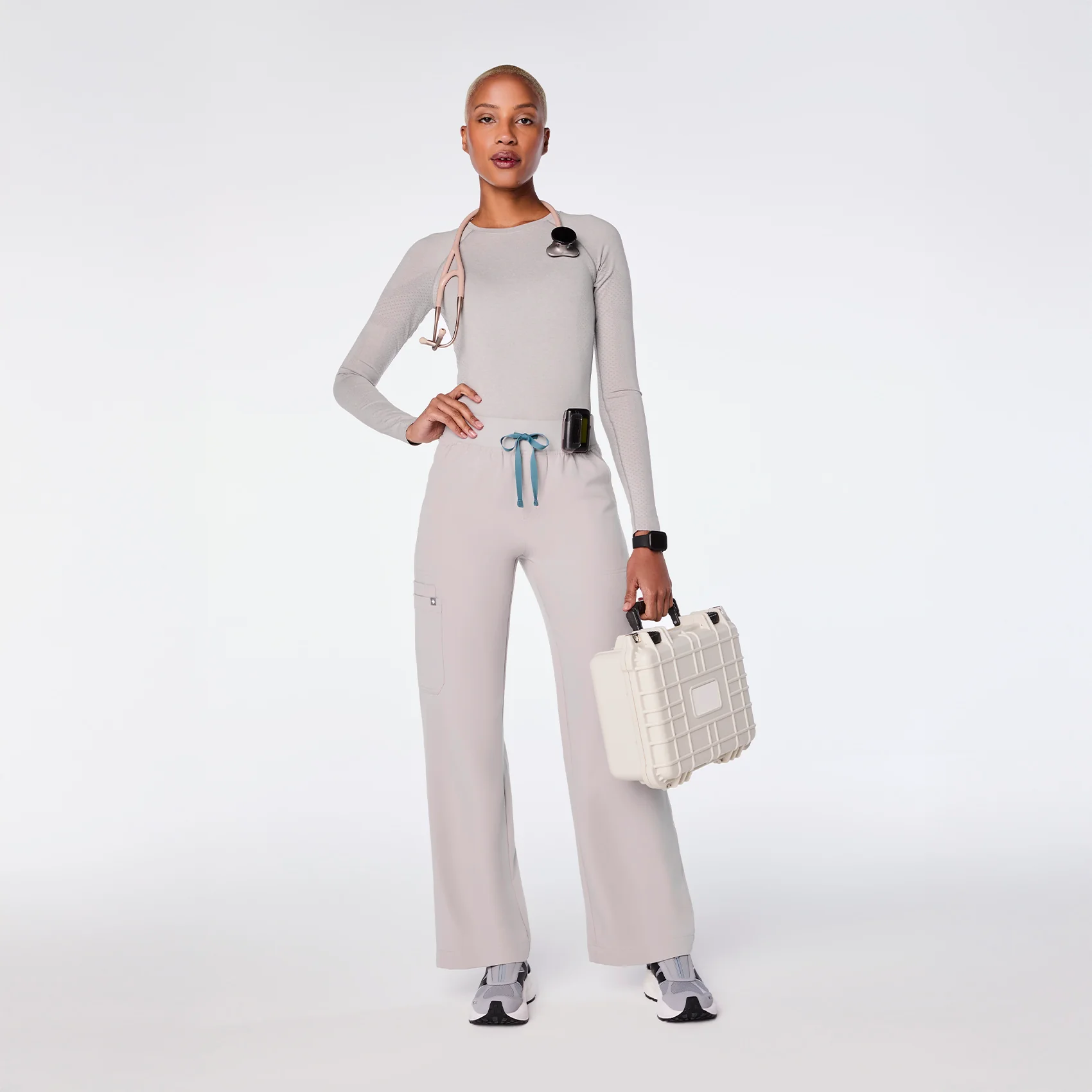 women's Slate Salta Seamless - Longsleeve Underscrub - Image 2