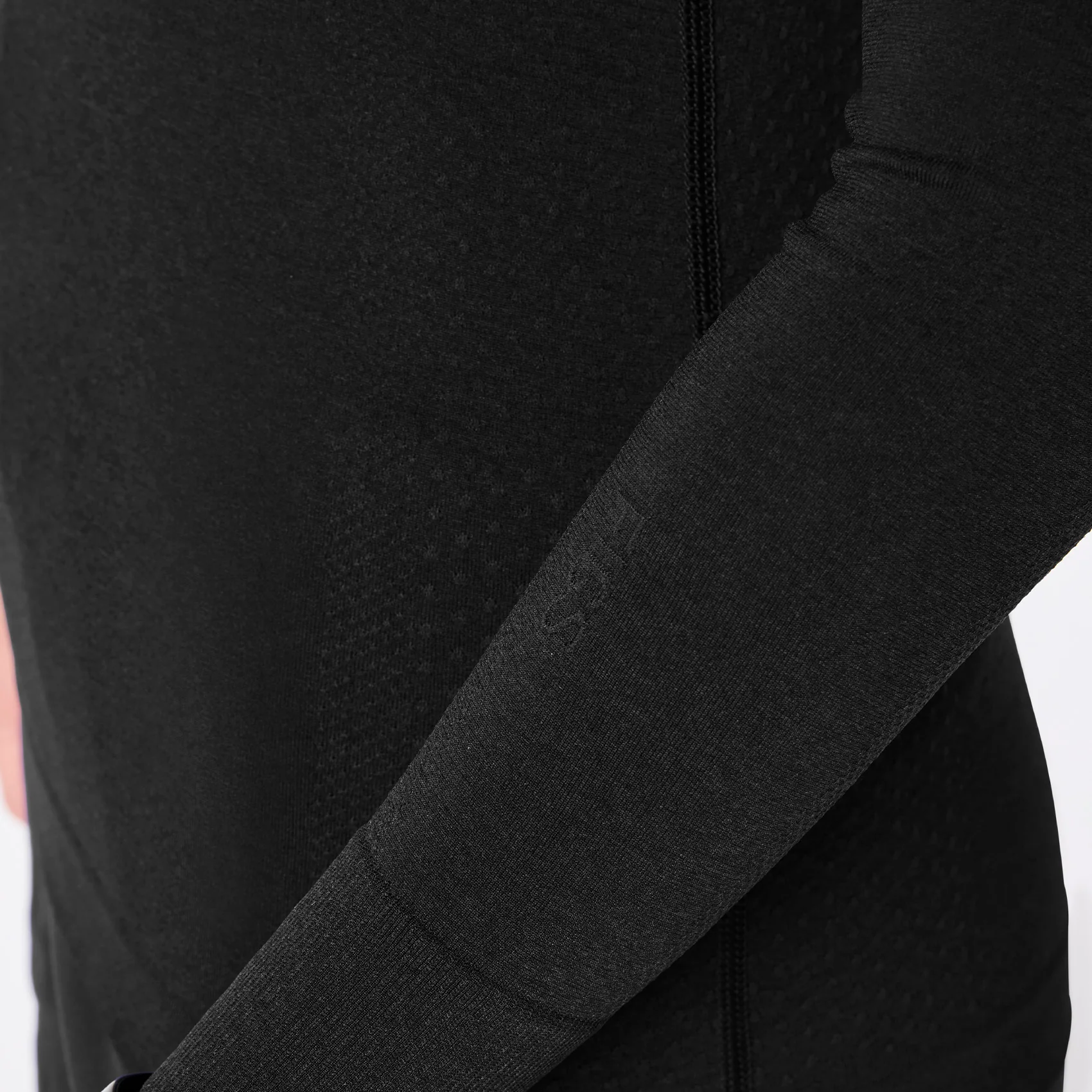 women's Black Salta Seamless - ¼ Zip - Image 7