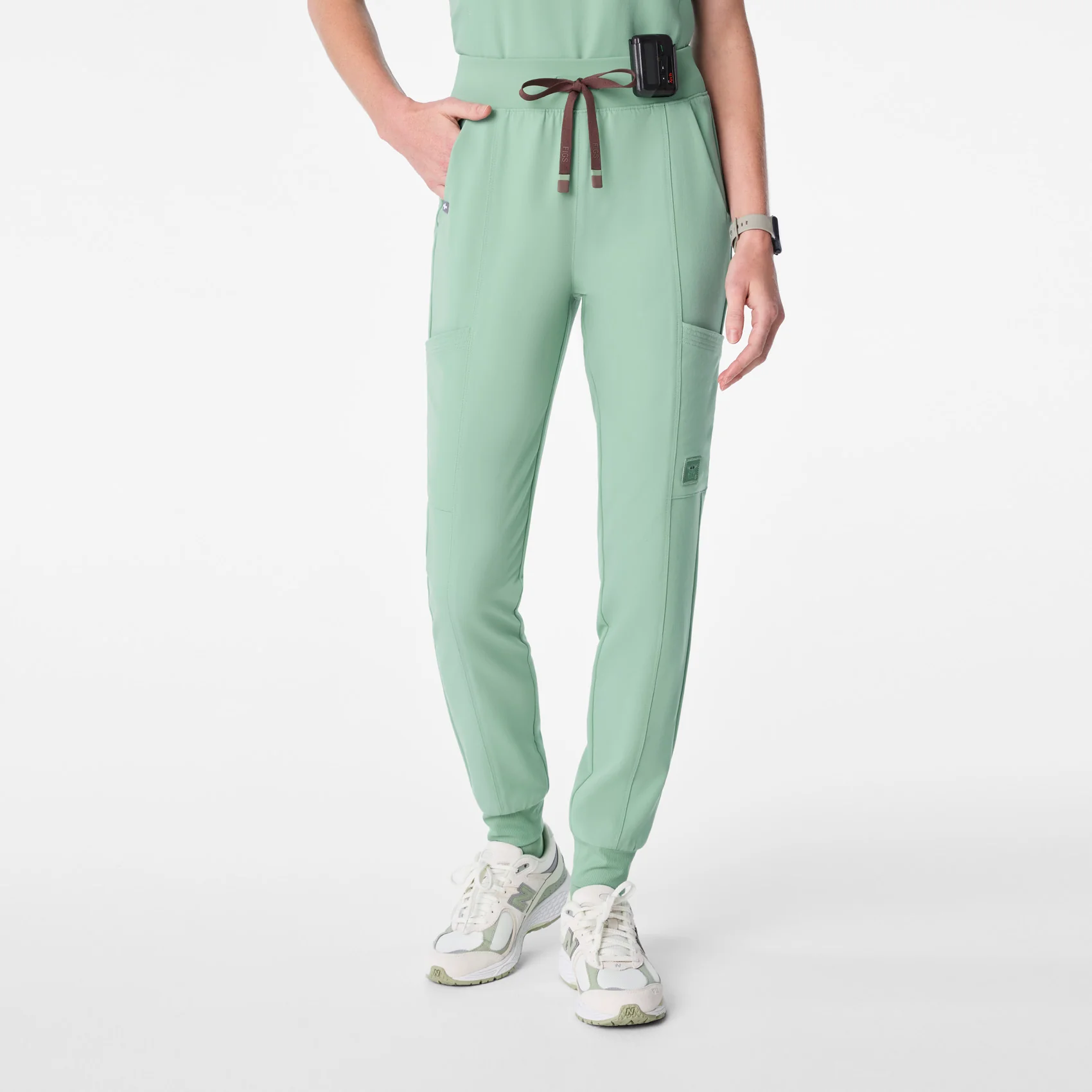 women's Jade STAR WARS™ | FIGS - Scrub Pant