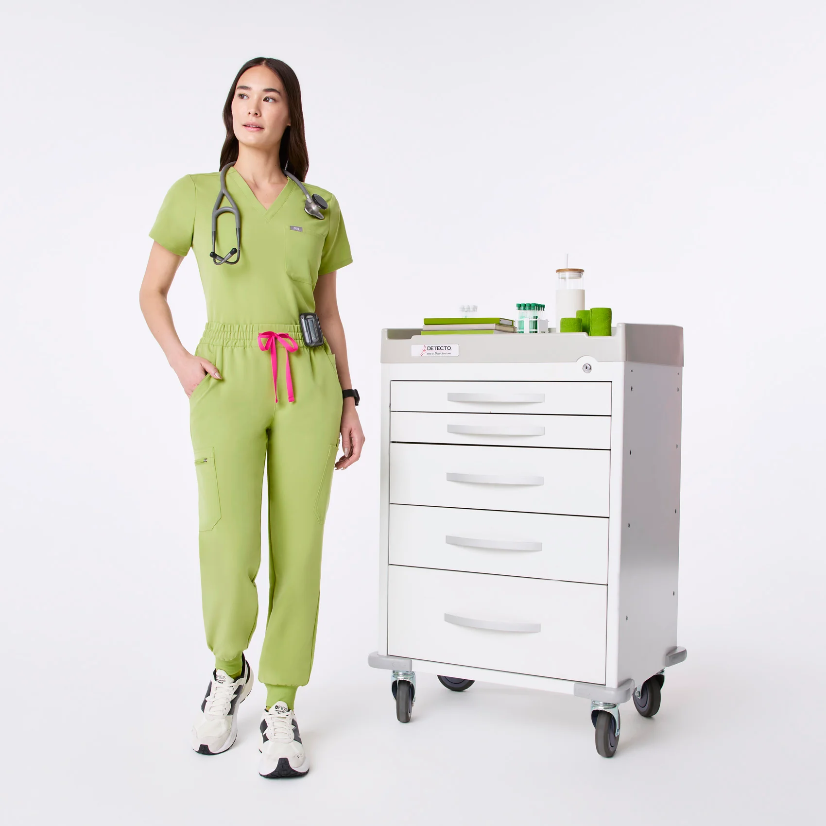 women's Matcha Uman Relaxed - Jogger Scrub Pant - Image 2