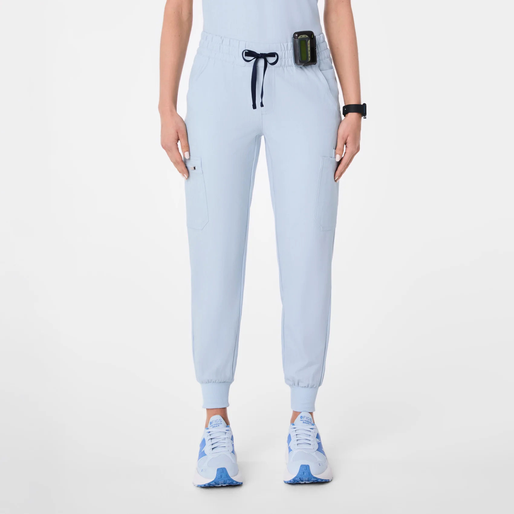 women's Chambray Uman Relaxed - Petite Jogger Scrub Pant