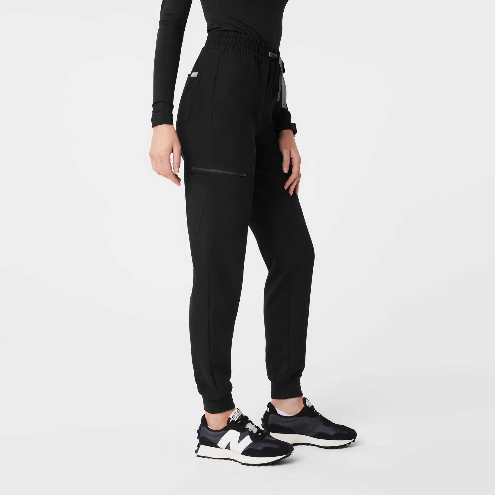 women's Black High Waisted Uman Relaxed - Petite Jogger Scrub Pants - Image 3